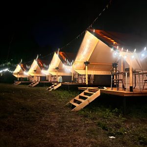 Каркасный дом для глэмпинга